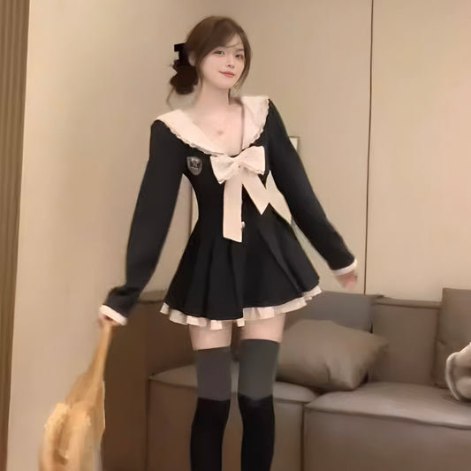 フェミニンセーラー風ガーリーワンピース