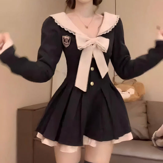 フェミニンセーラー風ガーリーワンピース
