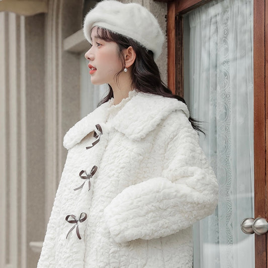 リボンボタンホワイトアウター