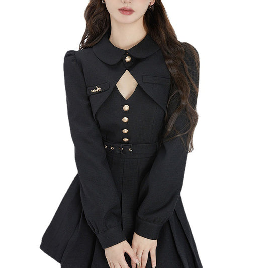 胸元開きワンピース