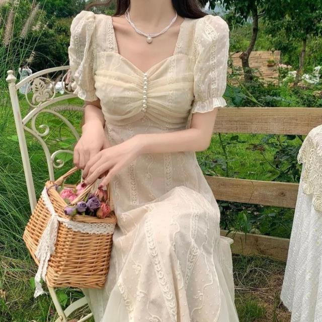 パールシフォン刺繍入りワンピース