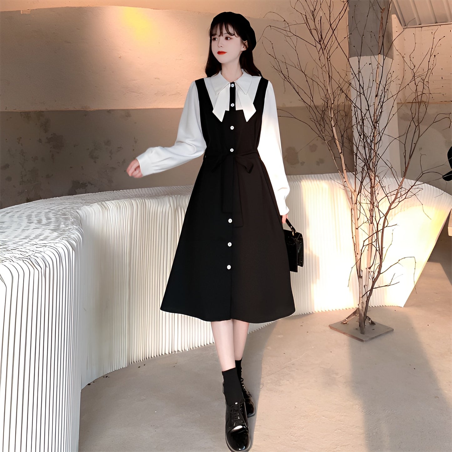 リボン襟風モノトーンミディアムワンピース