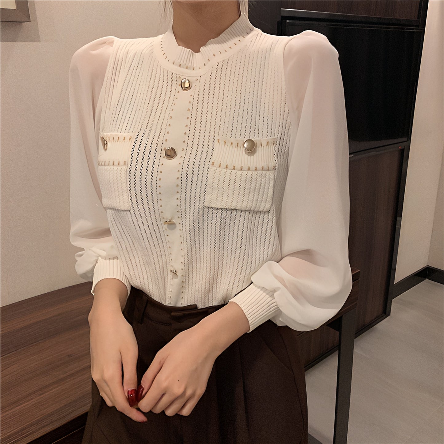 袖シフォンゴールドボタンTops