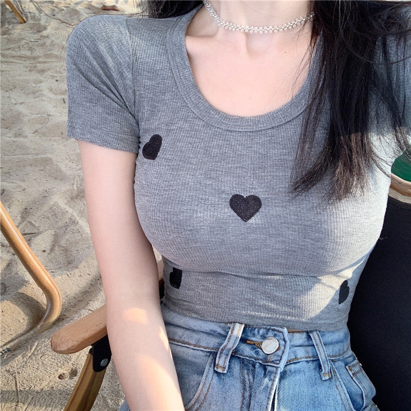 ショート丈ハートTシャツ