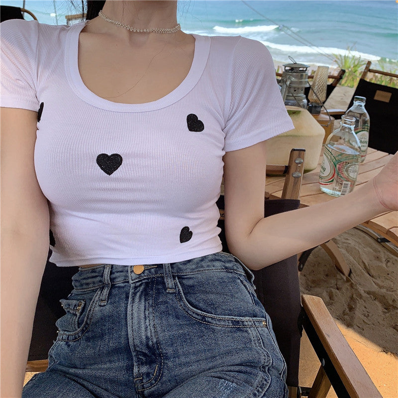 ショート丈ハートTシャツ