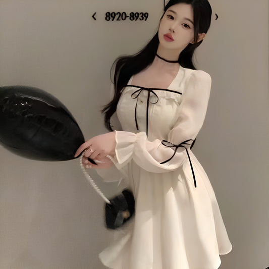 袖シフォンホワイトフレアワンピース
